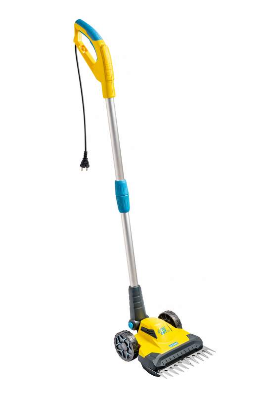 Gloria FineCut 230V - elektrick sekaka na trvu