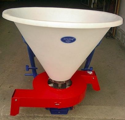 Jednokotouov rozmetadlo CONE ExB 450 (oboustrann dkov aplikace)