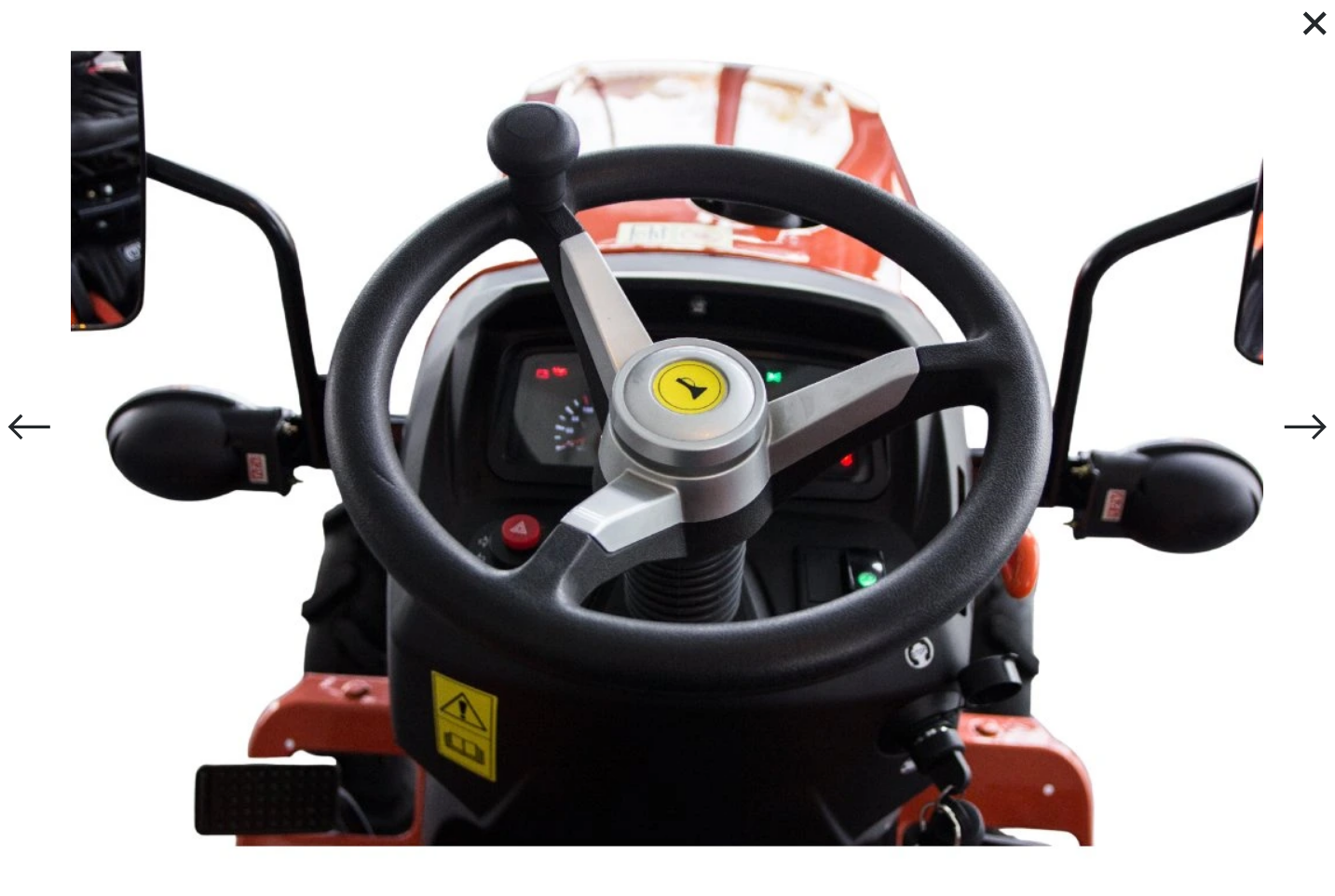 Malotraktor Tauros HX26z 4x4 s elnm nakladaem 6