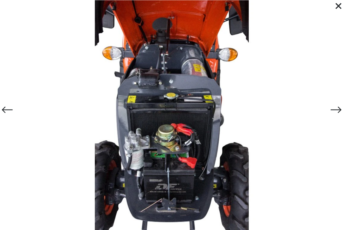 Malotraktor Tauros HX26z 4x4 s elnm nakladaem 7
