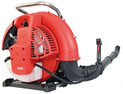 SOLO 468 - motorov fouka