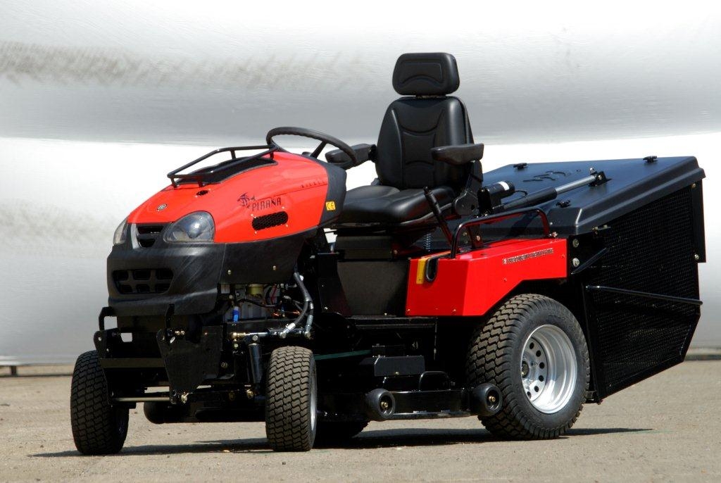 W 3674 BULLDOG - zahradn traktor + DREK
